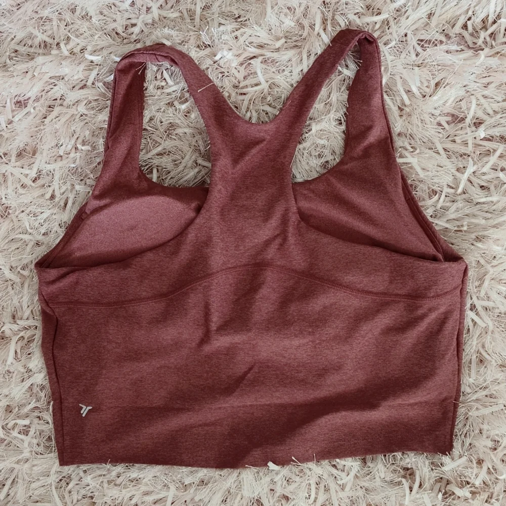 Old Navy Active Sports bra light support -with padding - Picture 2 of 3